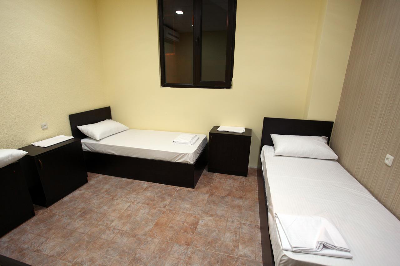 Yerevan Inn Hostel Exteriör bild