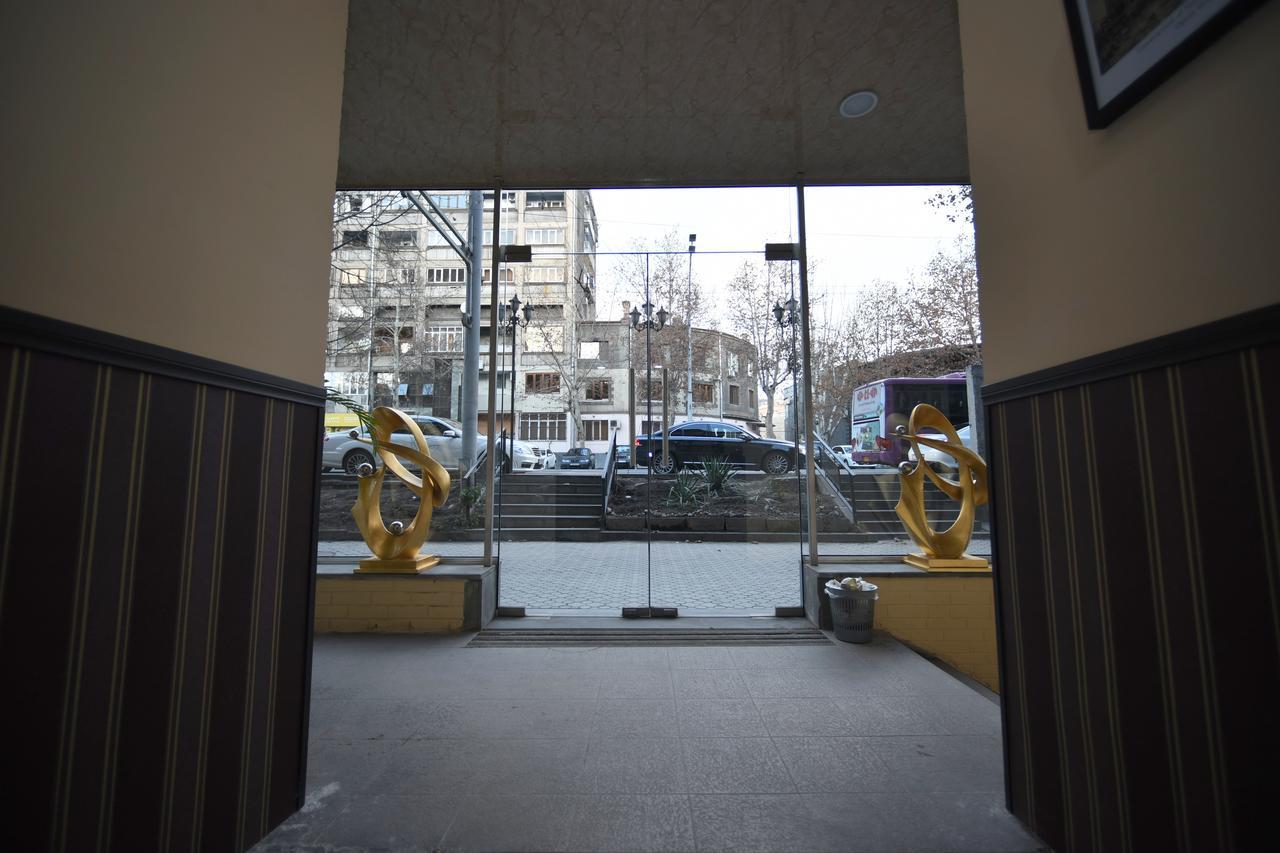 Yerevan Inn Hostel Exteriör bild